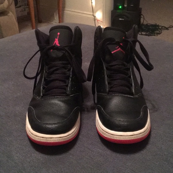 Nike Shoes - Nike Shoes - Jordan 23’s (black and pink)